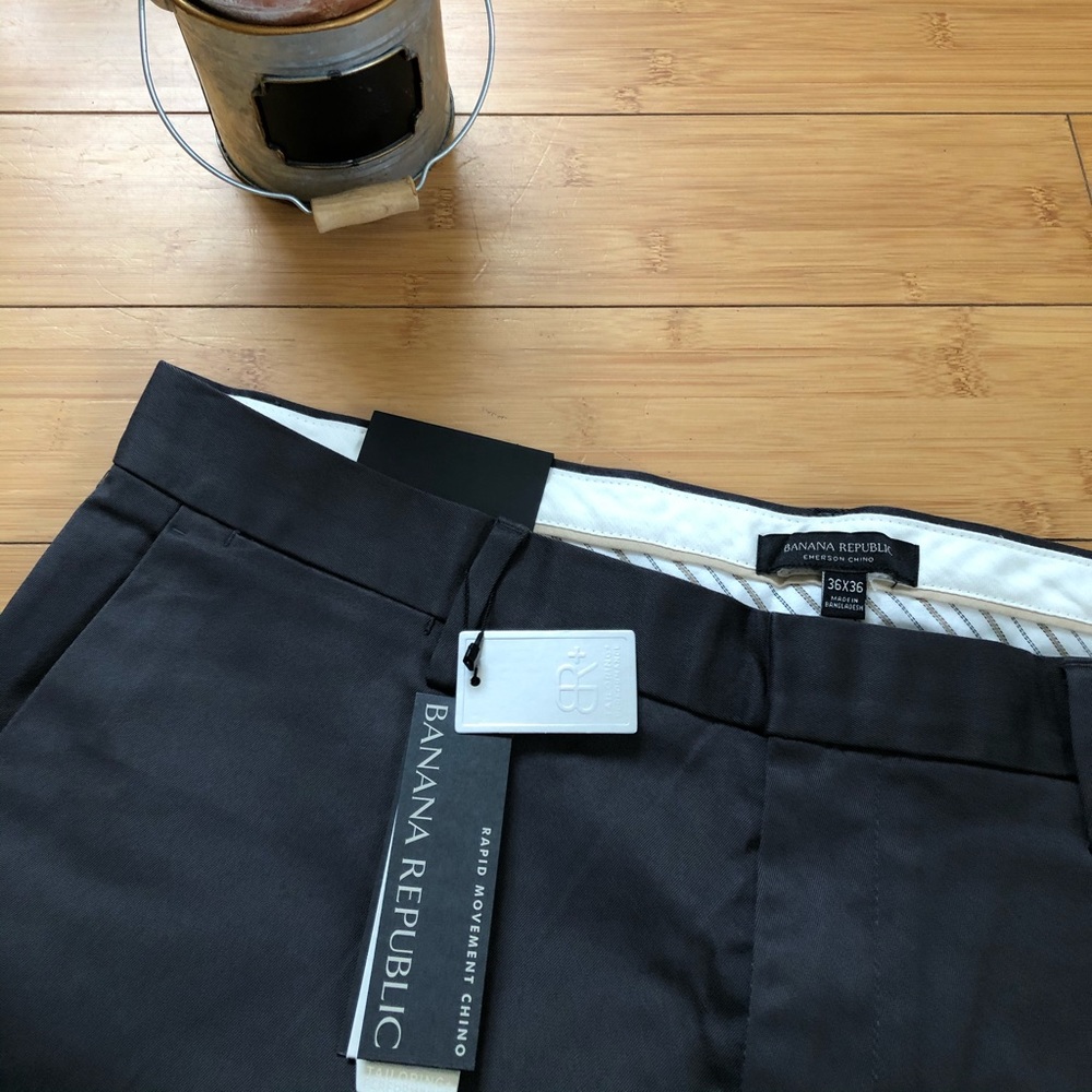 36x36 Banana Republic Emerson Straight Chino